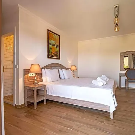 Hotel Lunas Alacati *