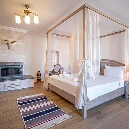 Lunas Alacati Hotel